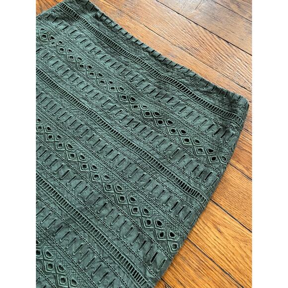 GAP Green Cotton Embroidered Eyelet Skirt sz 4 - Picture 2 of 9